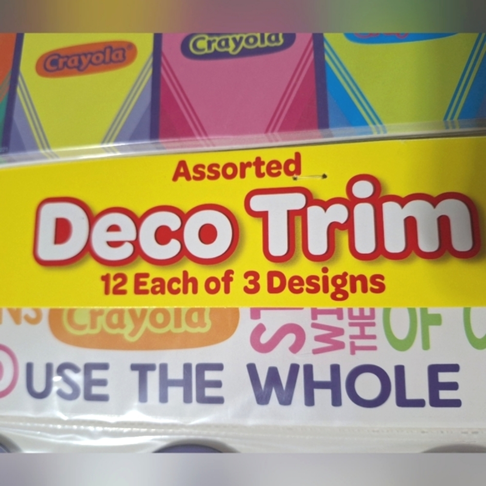 ๐NEW Crayola Assorted Deco Trim - Colorful Wall Decor (3 Packs) - Picture 3 of 8